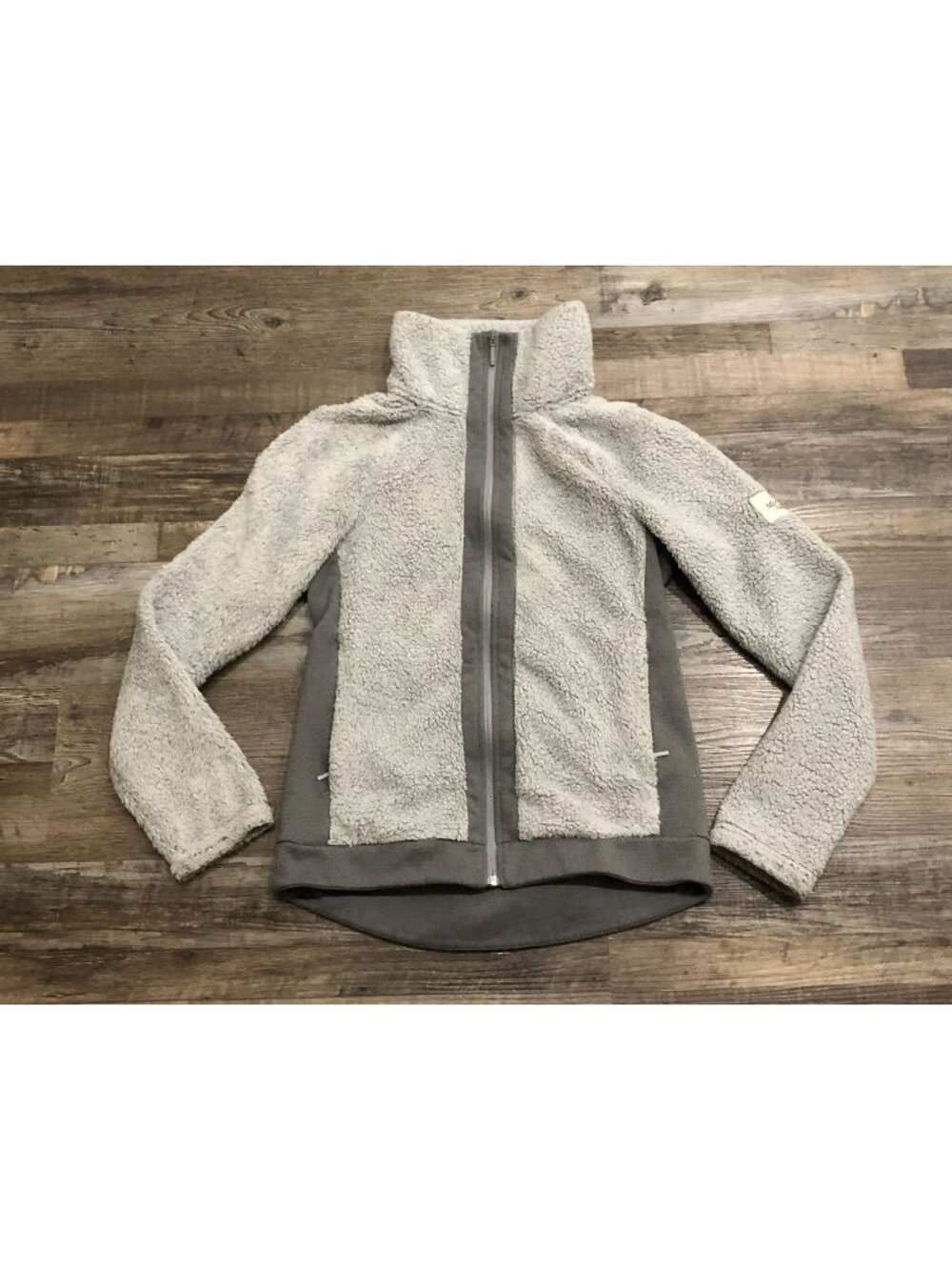 The North Face Womens XS Gray Furry Fleece Full Zip Jacket